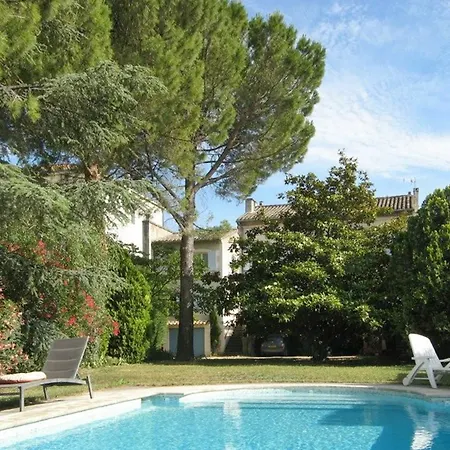 Apartment With One Bedroom In Saint-remy-de-provence, With Pool Access